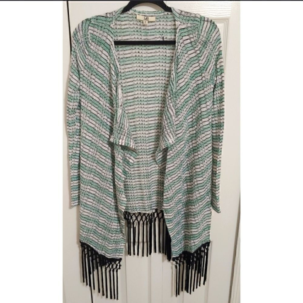 Women's Cardigan with Fringe Bottom by Ya Los Angeles EUC Size Small
